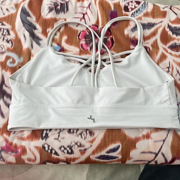 Joy Lab white strappy athletic bra (Target) size M EUC - Picture 2 of 3